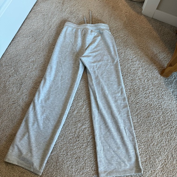 Aritzia TNA Waffleknit Sweatpants Light Gray Medium - Picture 5 of 6
